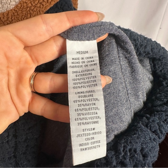 Thread & Supply Wubby Sherpa Pullover Chevron Colorblock M - Picture 7 of 14